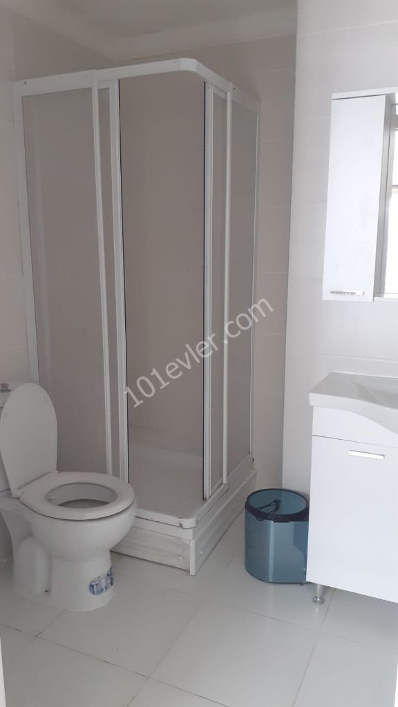 Flat To Rent in Karaoğlanoğlu, Kyrenia