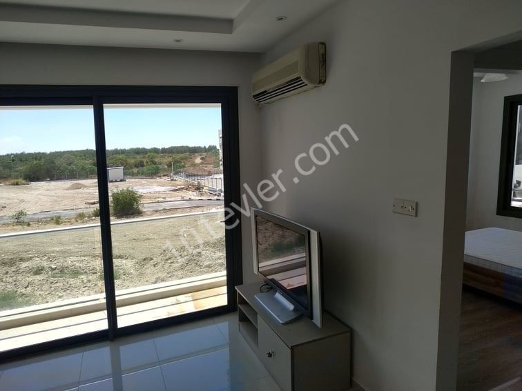 Lefkoşa dereboyunda 2 + 1 full eşyalı kiralık daire