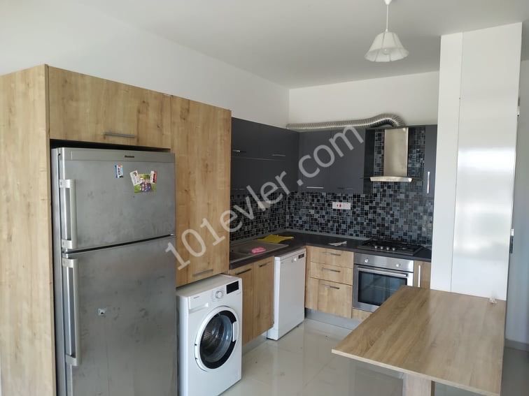 Lefkoşa dereboyunda 2 + 1 full eşyalı kiralık daire