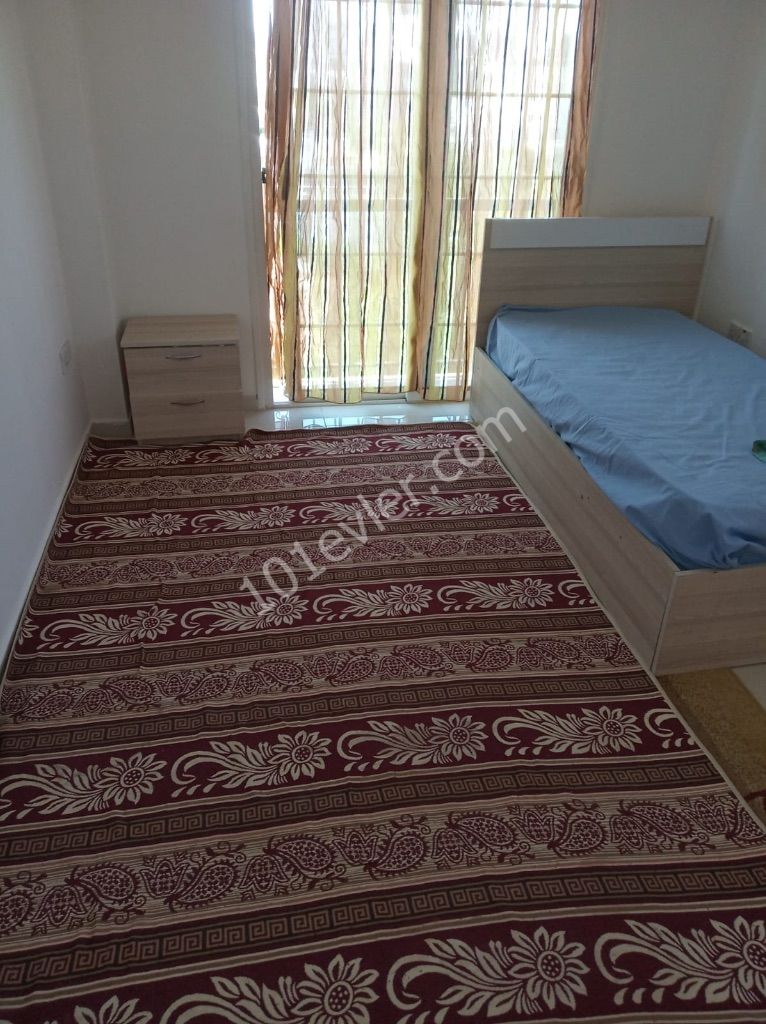 Lefkoşa kızılbaş bölgesinde krediye uygun 2 + 1 eşyalı satılık daire