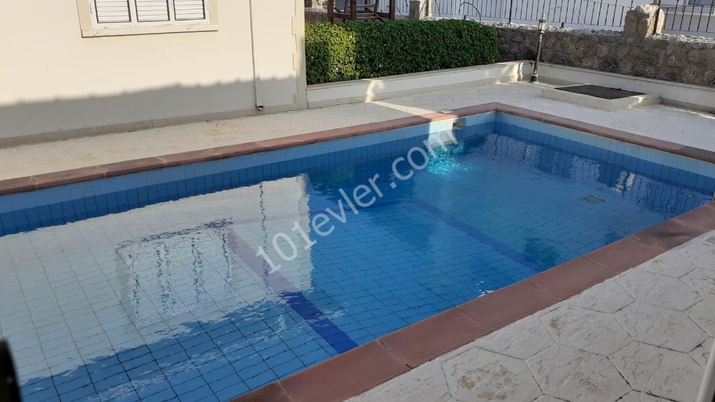 Villa To Rent in Alsancak, Kyrenia