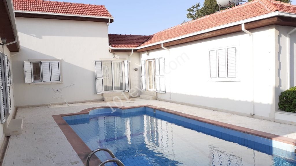 Villa To Rent in Alsancak, Kyrenia