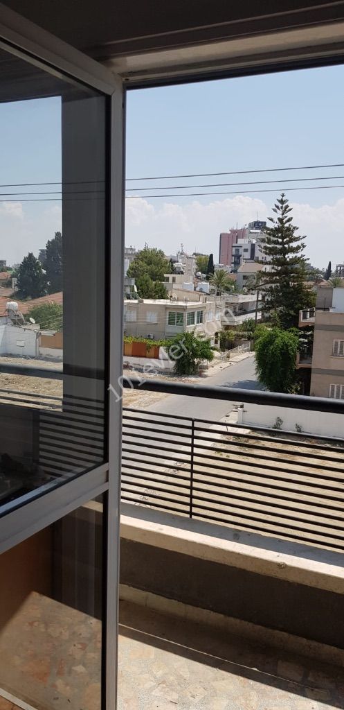 Flat To Rent in Kumsal, Nicosia