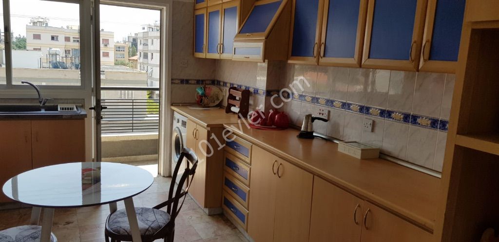 Flat To Rent in Kumsal, Nicosia