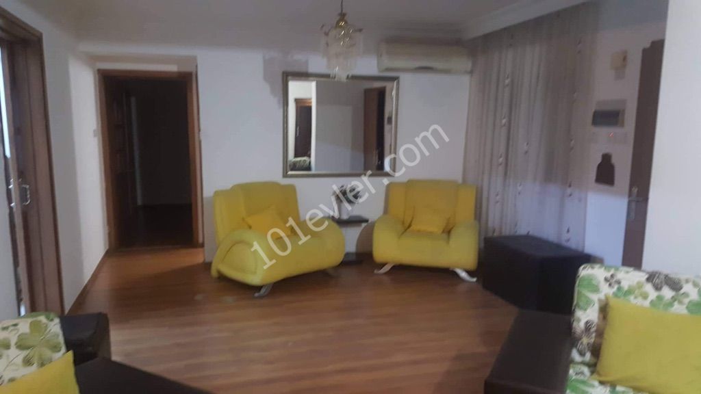 Lefkoşa Ortaköy bölgesinde 3 + 1 eşyalı kiralık daire