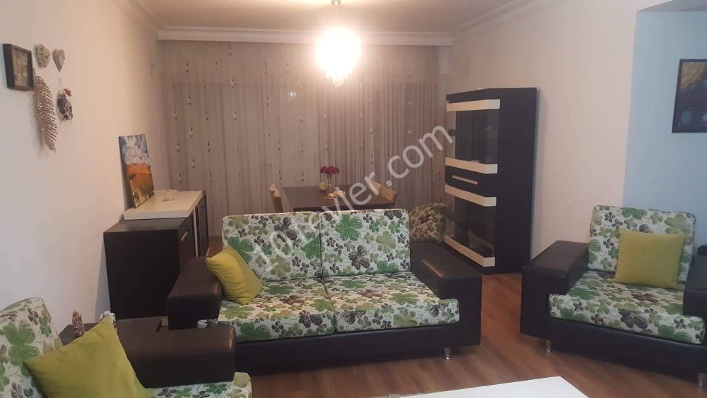 Lefkoşa Ortaköy bölgesinde 3 + 1 eşyalı kiralık daire