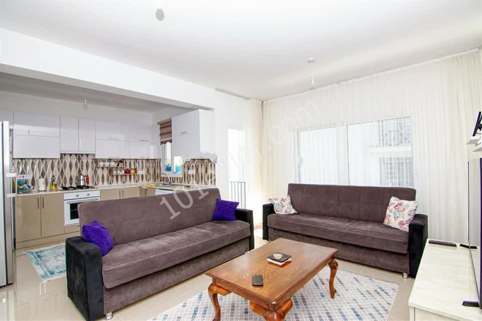 3 + 1 apartments for sale in Alsancakta central location, with a pool, ready for deed in the site ** 