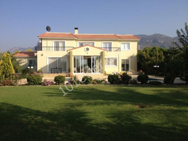 Villa For Sale in Ozanköy, Kyrenia