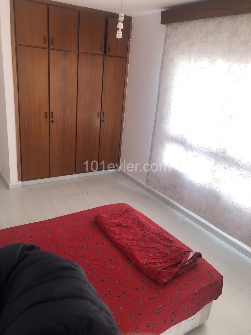 180 m² 3+1 flat for sale with fireplace on the main street in Kyrenia ** 