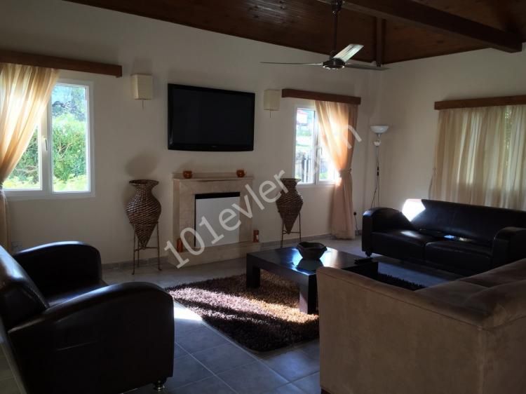 Villa To Rent in Alsancak, Kyrenia