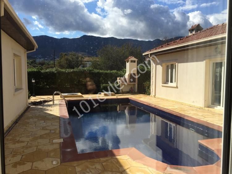 Villa To Rent in Alsancak, Kyrenia