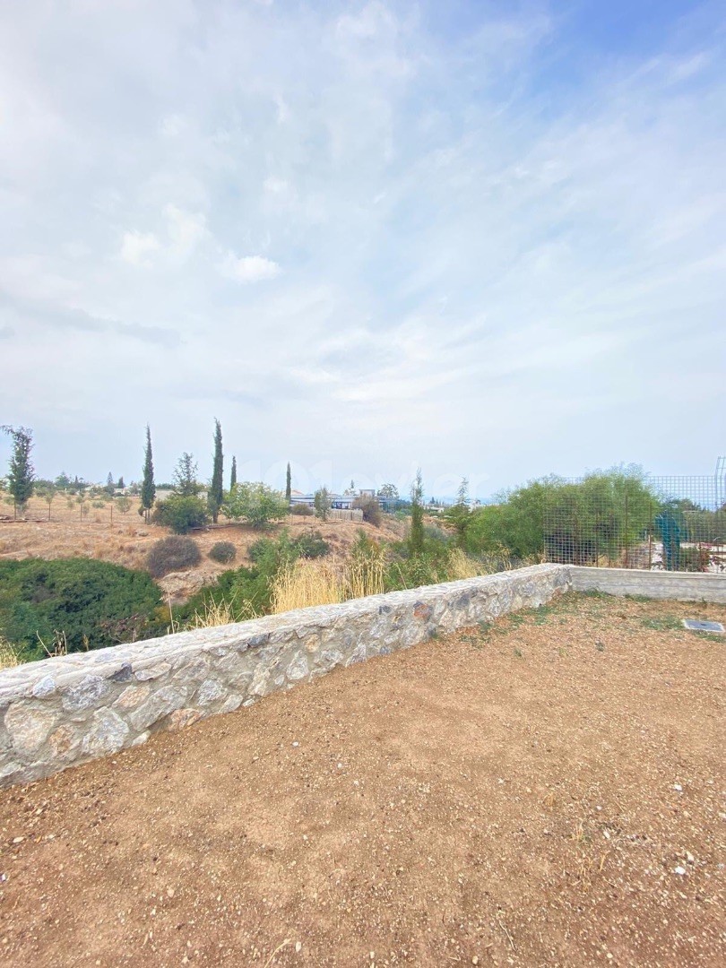 2 + 1 villa zum Verkauf in chatalköy mit Garten mit Berg-und Meerblick mit luxuriöser Architektur ** 