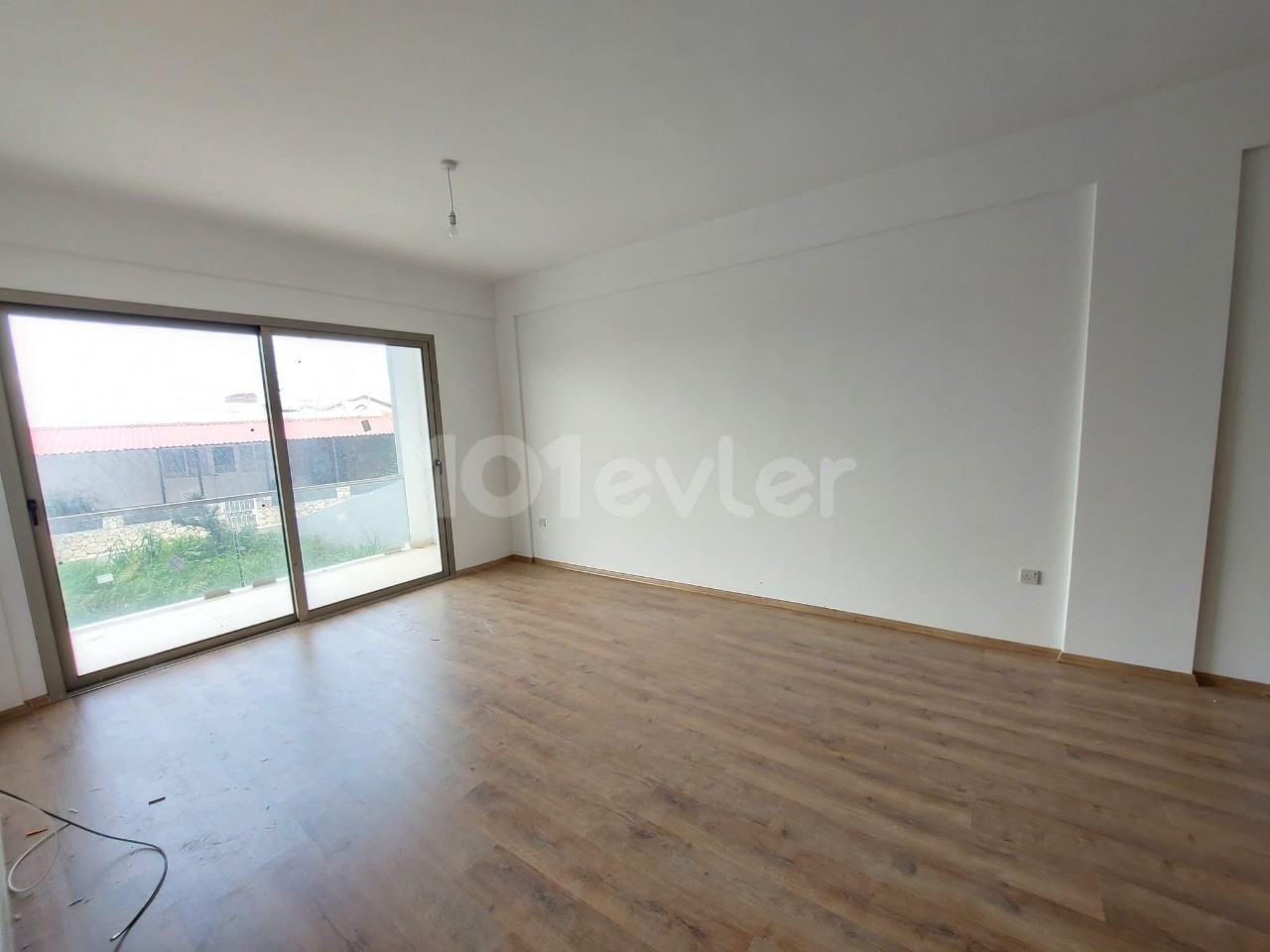 Ground floor 2+1 flat in central location in Lapta ** 