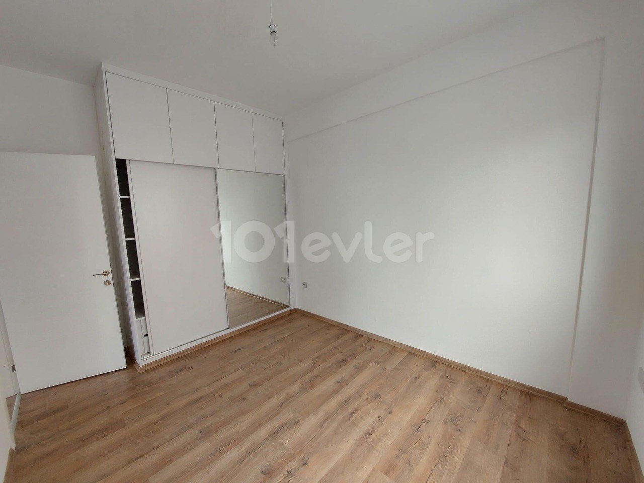 Ground floor 2+1 flat in central location in Lapta ** 