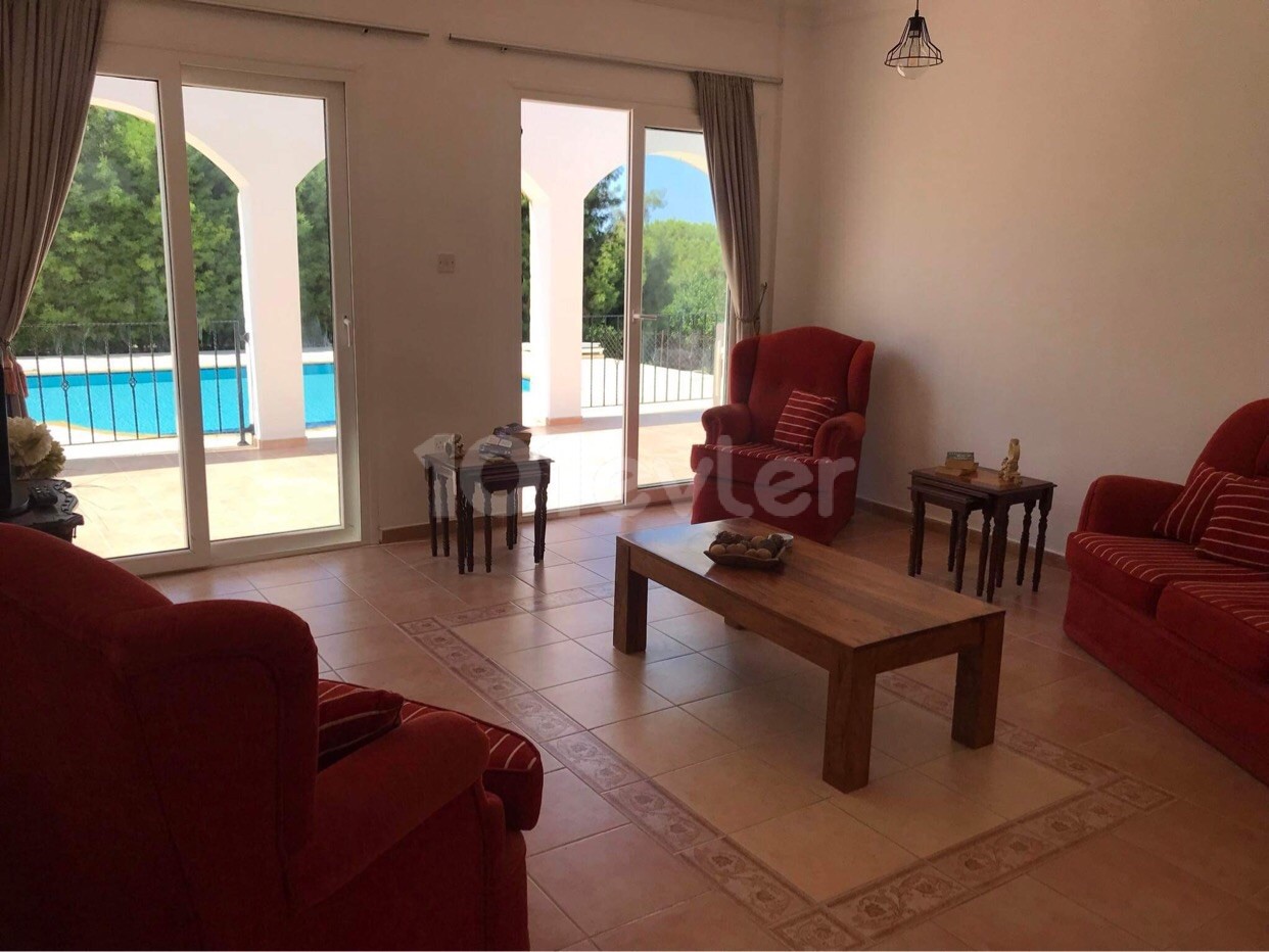 3+1 villa for rent with sea view pool and fireplace in Karsiyaka ** 