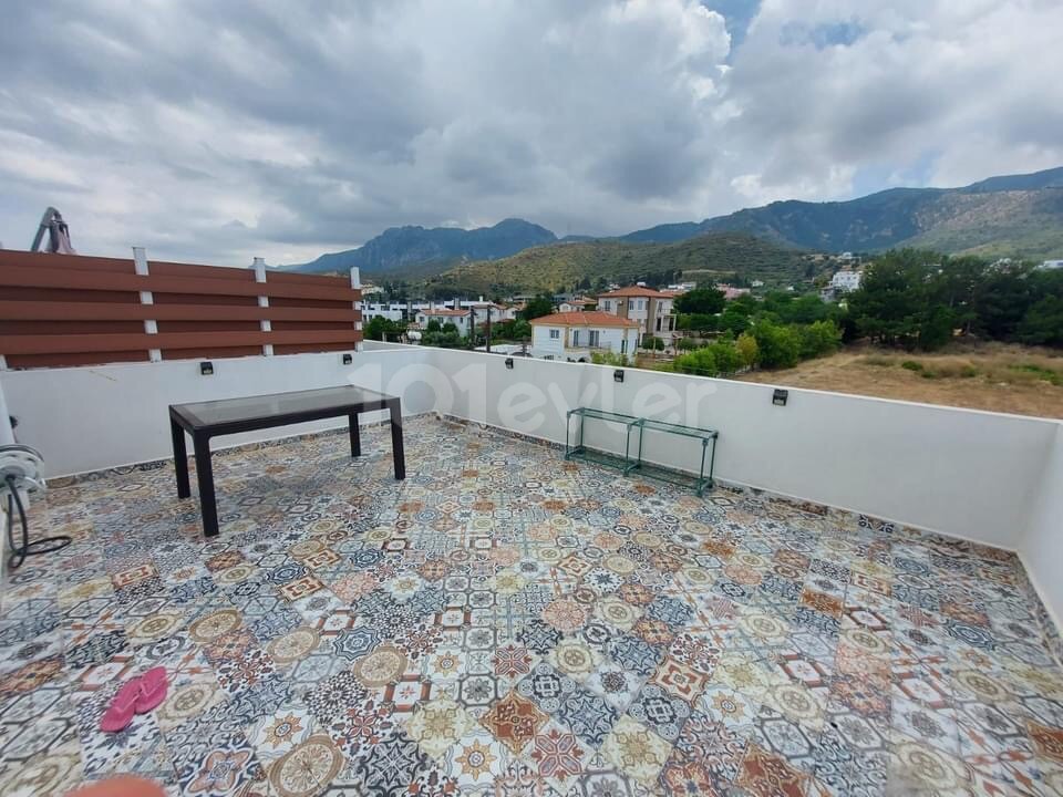 3+1 duplex penthouse for sale in the central location of Alsancakta ** 