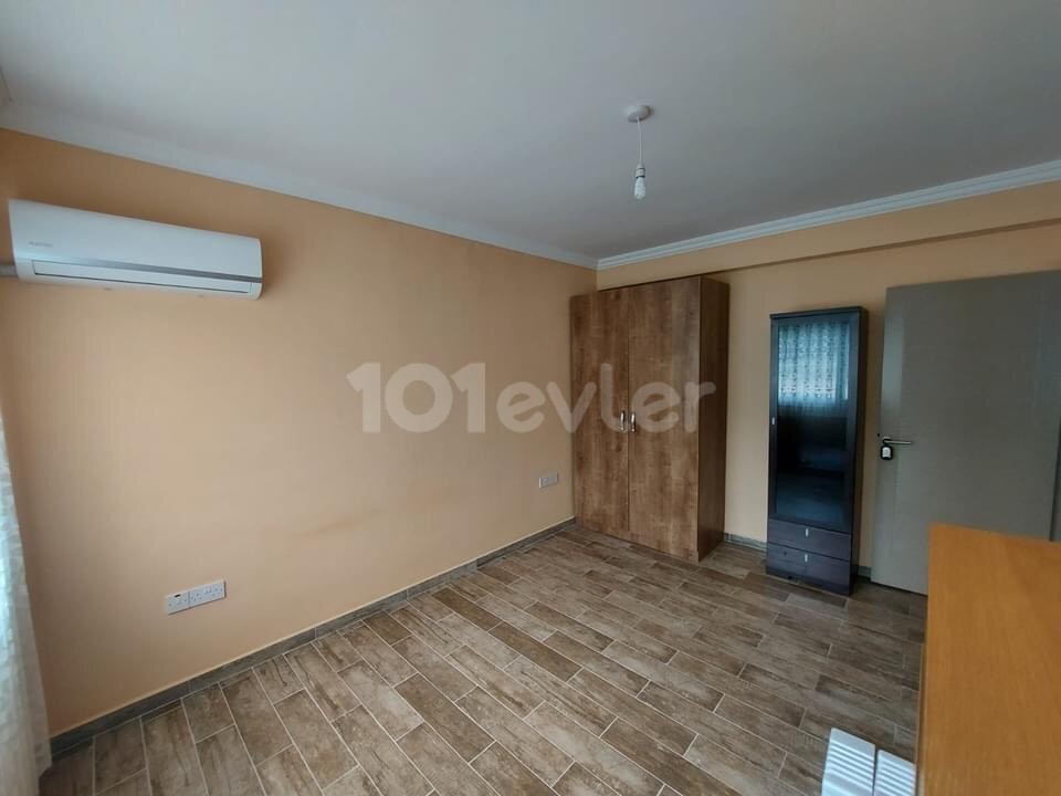 3+1 duplex penthouse for sale in the central location of Alsancakta ** 