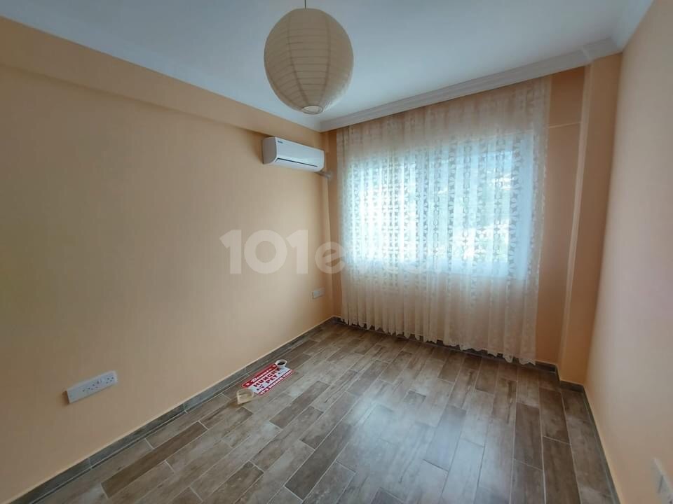 3+1 duplex penthouse for sale in the central location of Alsancakta ** 