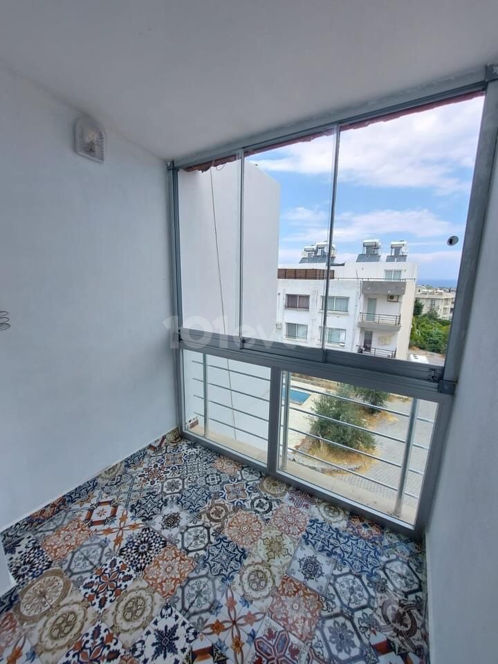 3+1 duplex penthouse for sale in the central location of Alsancakta ** 