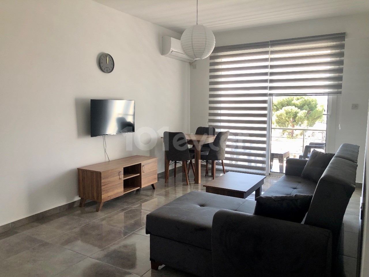 Rent 2 + 1 apartment with zero furniture in a building with elevator in a central location in Nicosia payments will be made in advance for 6 months ** 