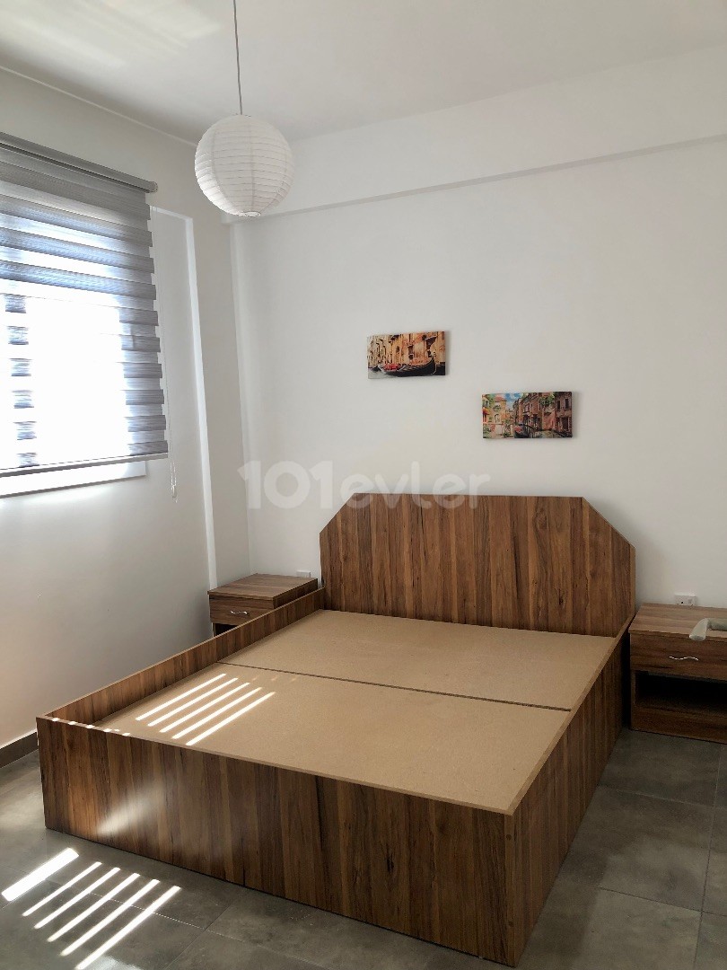 2+1 Wohnung Zu vermieten mit null Möbeln in einem Gebäude mit Aufzug in zentraler Lage in Nikosia Zahlungen erfolgen 6 Monate im Voraus ** 