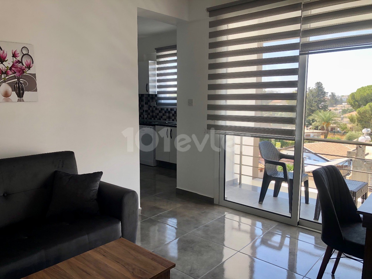 Rent 2 + 1 apartment with zero furniture in a building with elevator in a central location in Nicosia payments will be made in advance for 6 months ** 