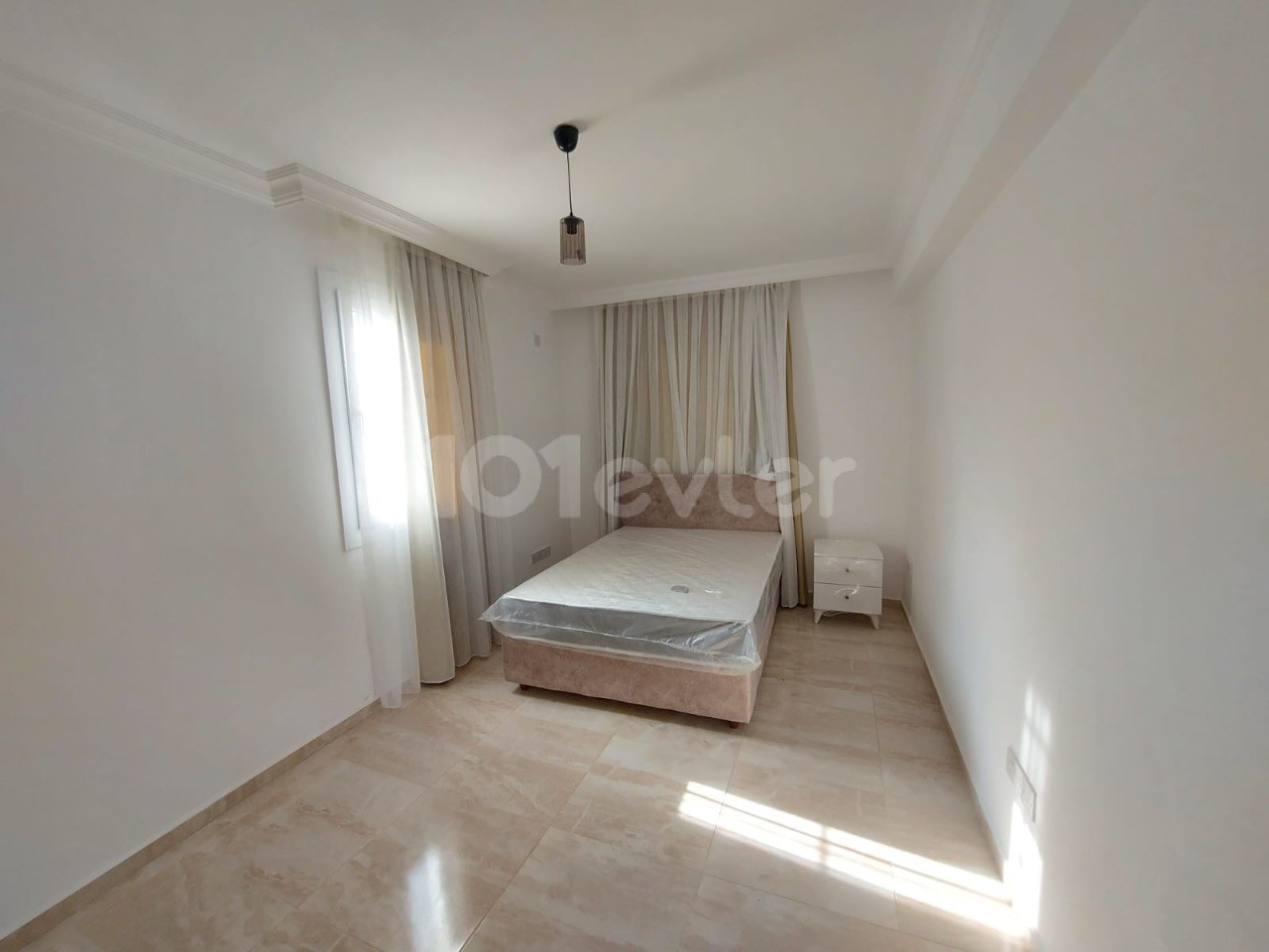 Villa for rent in Alsancak with sea view pool 3+1 zero luxury furnished 3 bathrooms 