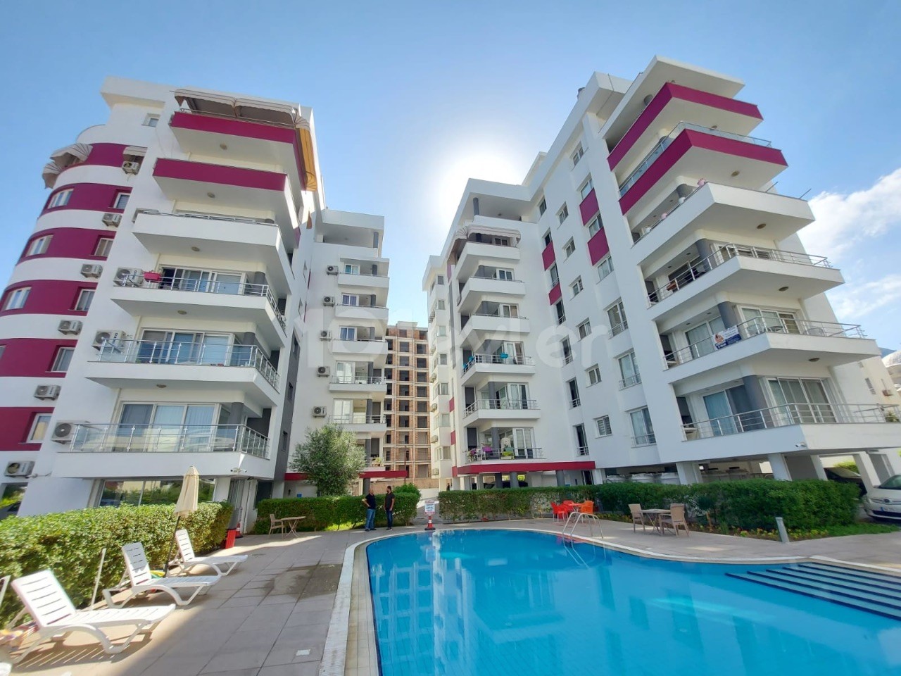 3+1 furnished luxury flat for rent in a secure complex with a communal pool in the center of Kyrenia