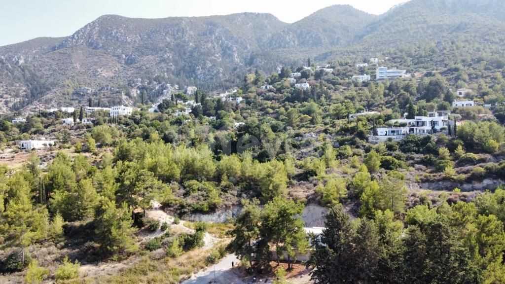 615 m2 land for sale in Karmide with mountain and sea view project ready