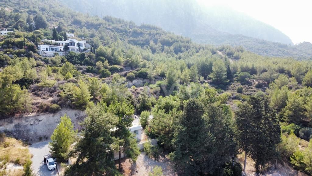 615 m2 land for sale in Karmide with mountain and sea view project ready