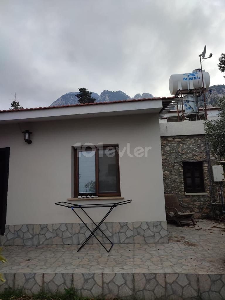 Detached House For Sale in Karşıyaka, Kyrenia