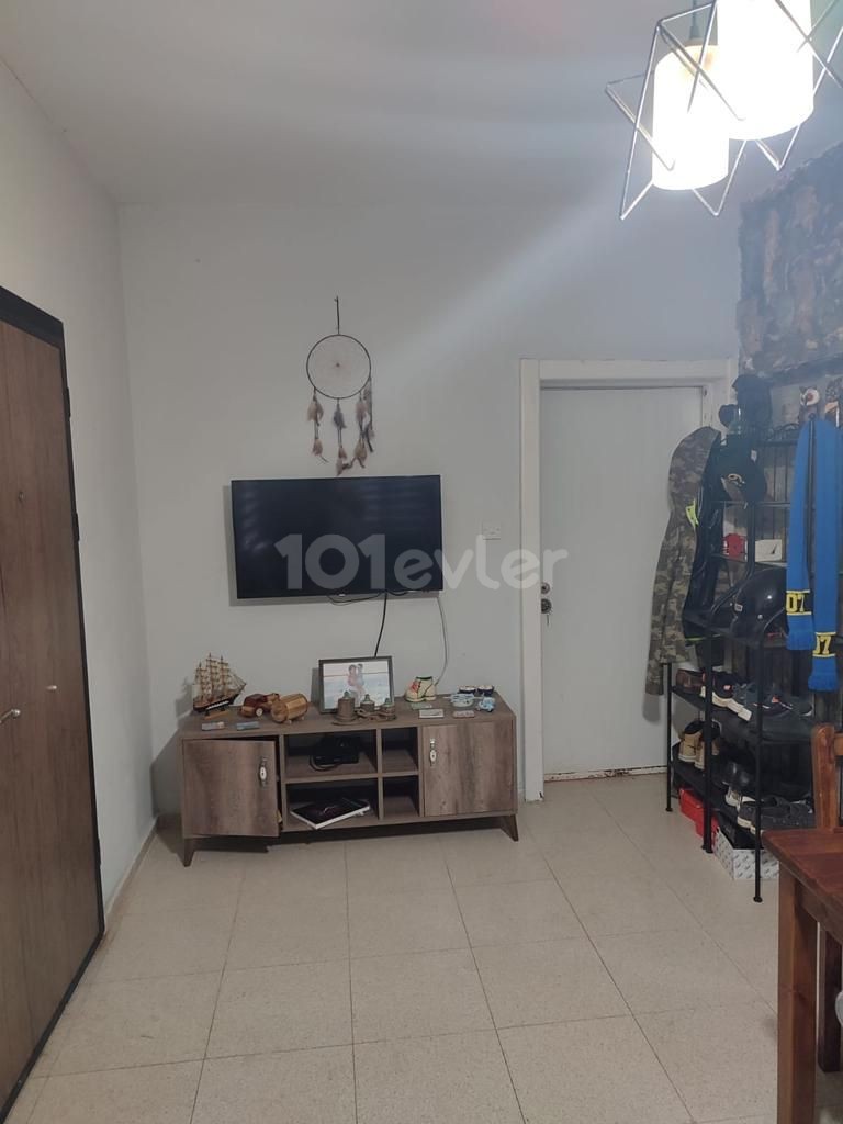 Detached House For Sale in Karşıyaka, Kyrenia