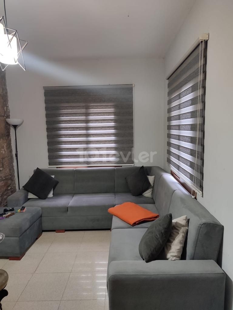 Detached House For Sale in Karşıyaka, Kyrenia