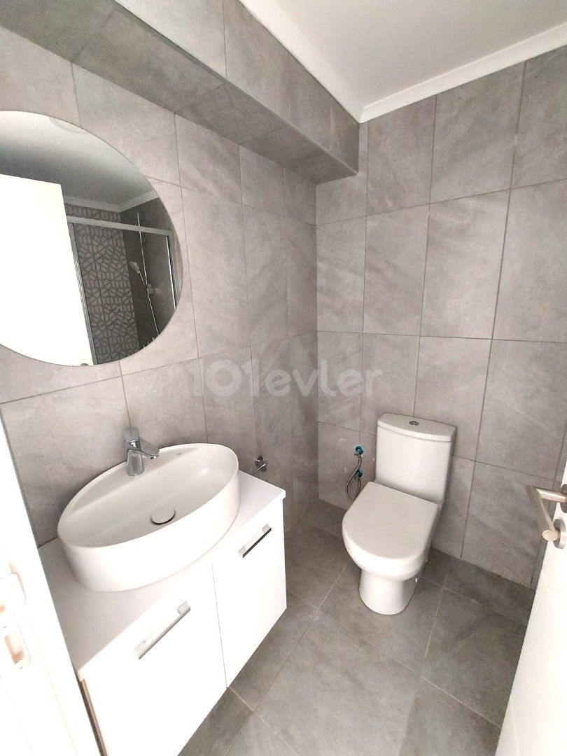 Luxury 2+1 / 90 m² Flat for Sale with 2 Bathrooms in a Great Location in Girne Center..