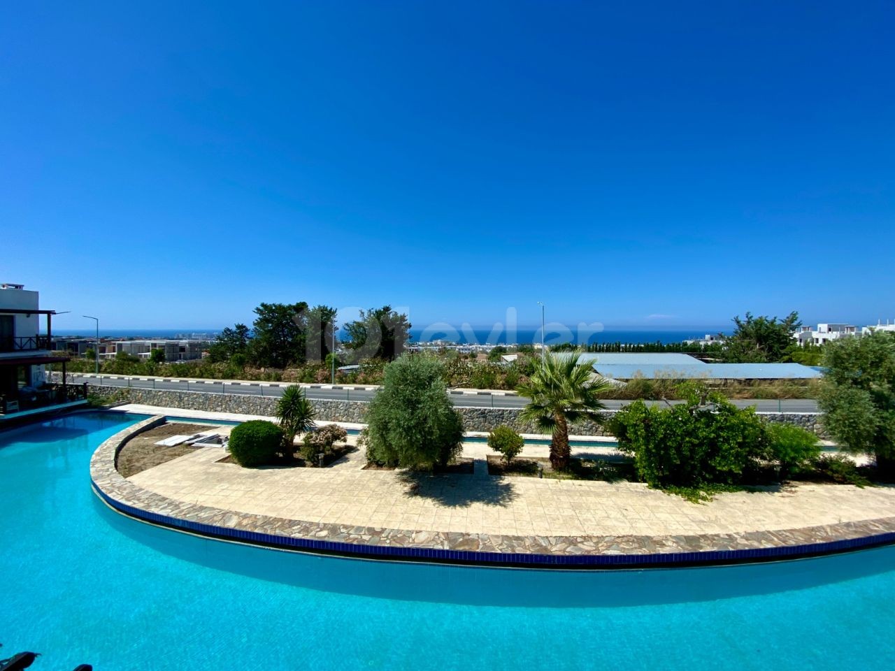 Villa For Sale in Alsancak, Kyrenia