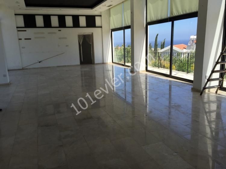 Business To Rent in Çatalköy, Kyrenia