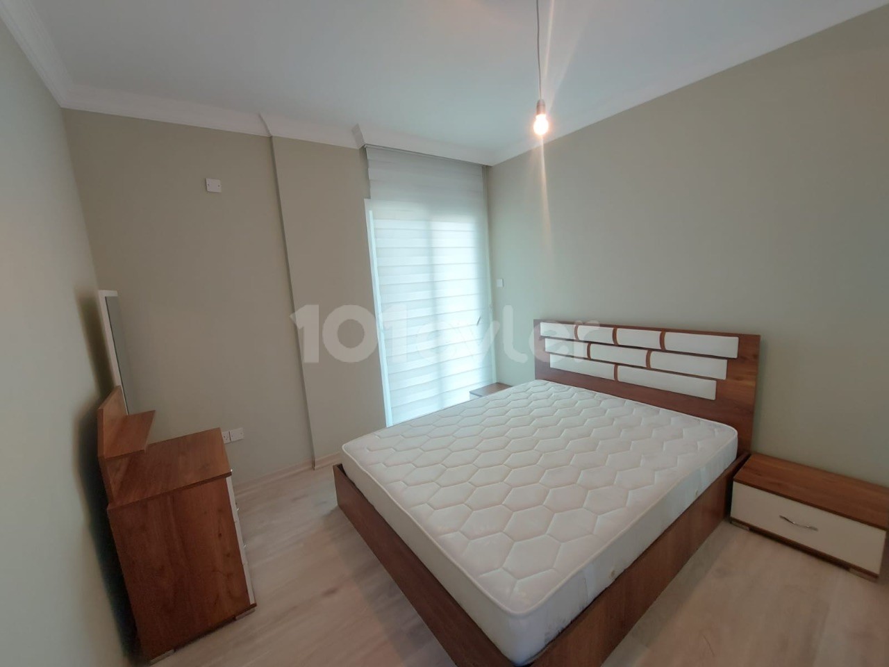 3 + 1 luxury apartment with en-suite bathroom for rent in the center of Kyrenia, next to Sulu Çember, in a building with elevator