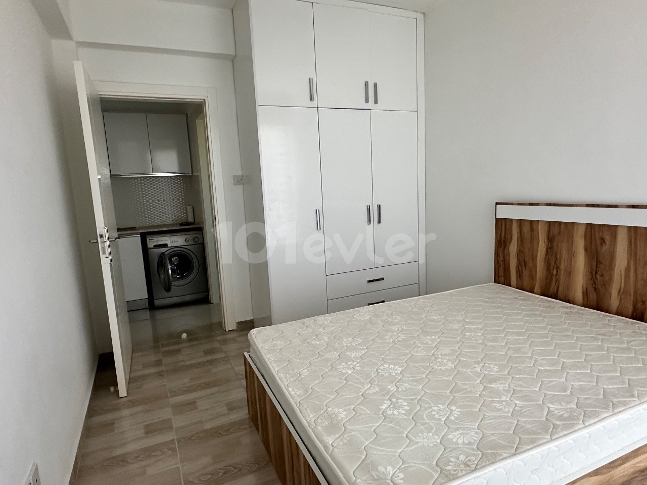 Furnished 2+1 flat for rent on Merit Crystal Hotel road in Alsancak