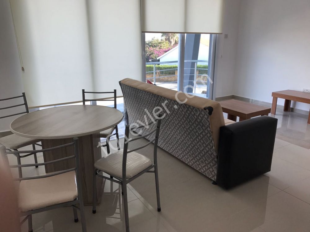 Flat To Rent in Alsancak, Kyrenia