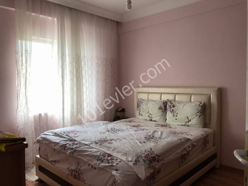 Flat For Sale in Girne Merkez, Kyrenia