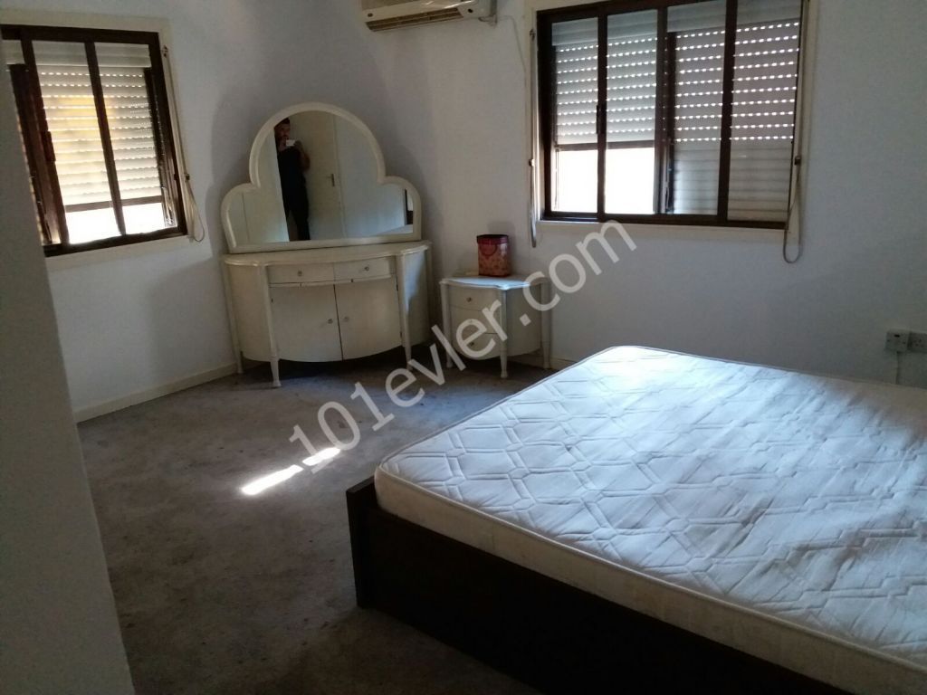 Flat For Sale in Köşklüçiftlik, Nicosia