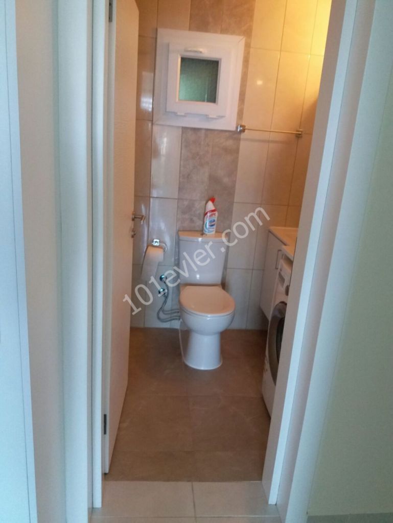 Girne Merkezde Deniz Manzaralı 2+1 Full Eşyalı Daire