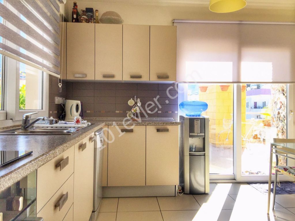 Penthouse To Rent in Girne Merkez, Kyrenia