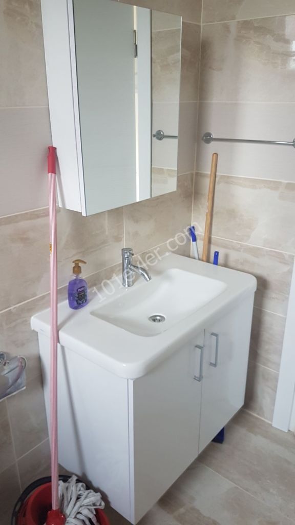 Flat To Rent in Girne Merkez, Kyrenia