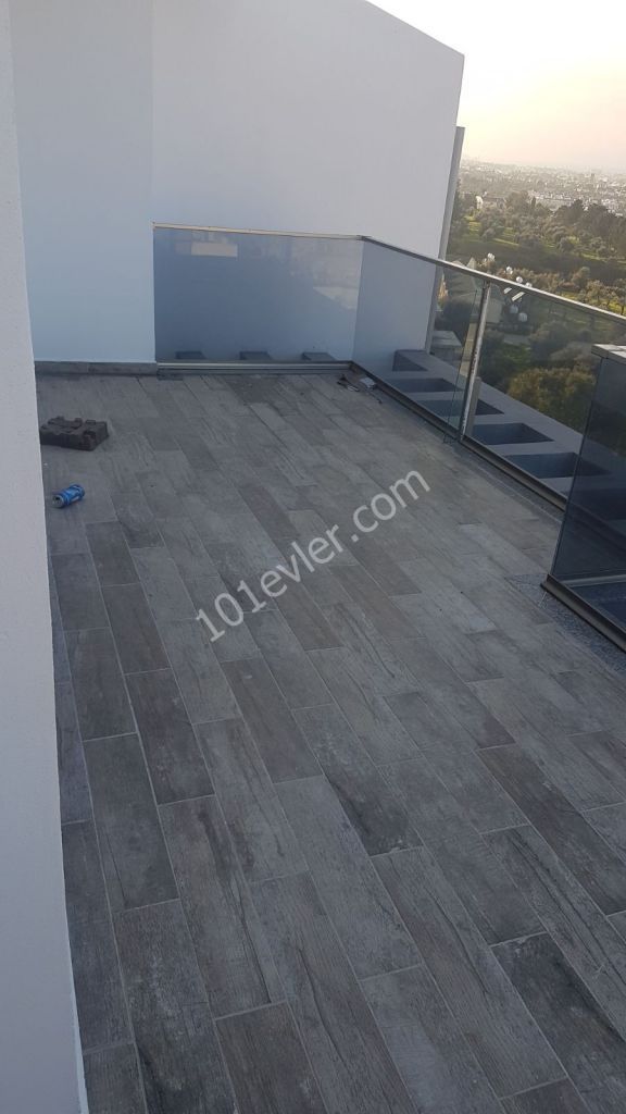 Penthouse For Sale in Girne Merkez, Kyrenia