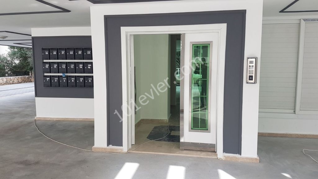 Flat For Sale in Girne Merkez, Kyrenia