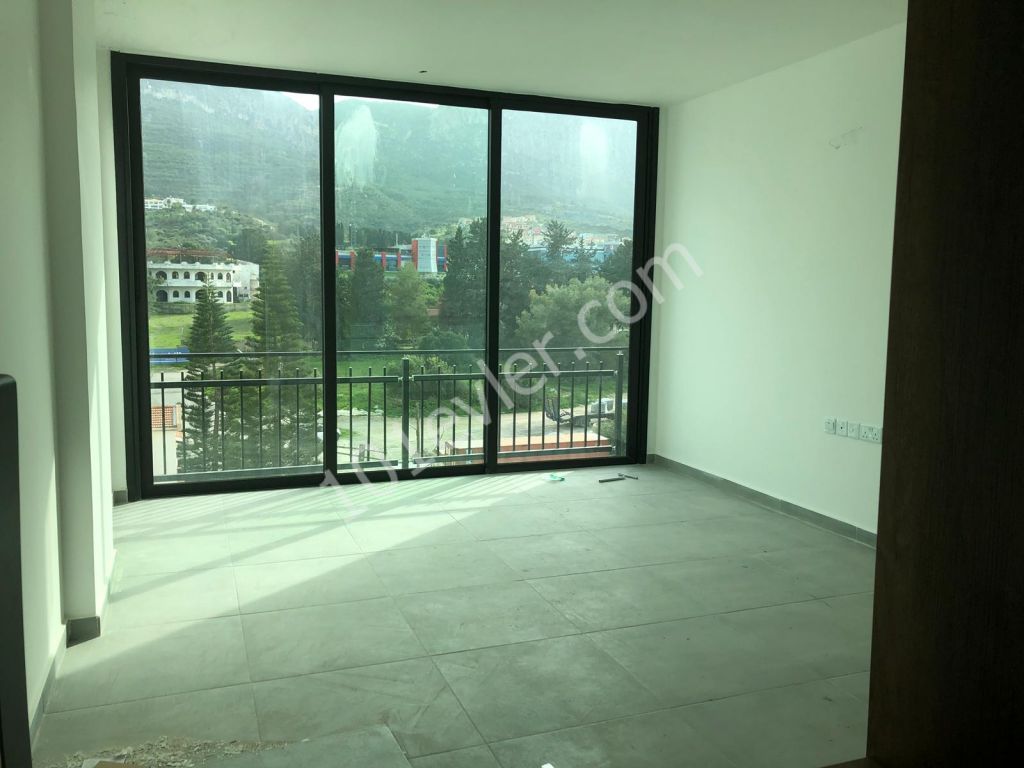 Flat For Sale in Girne Merkez, Kyrenia