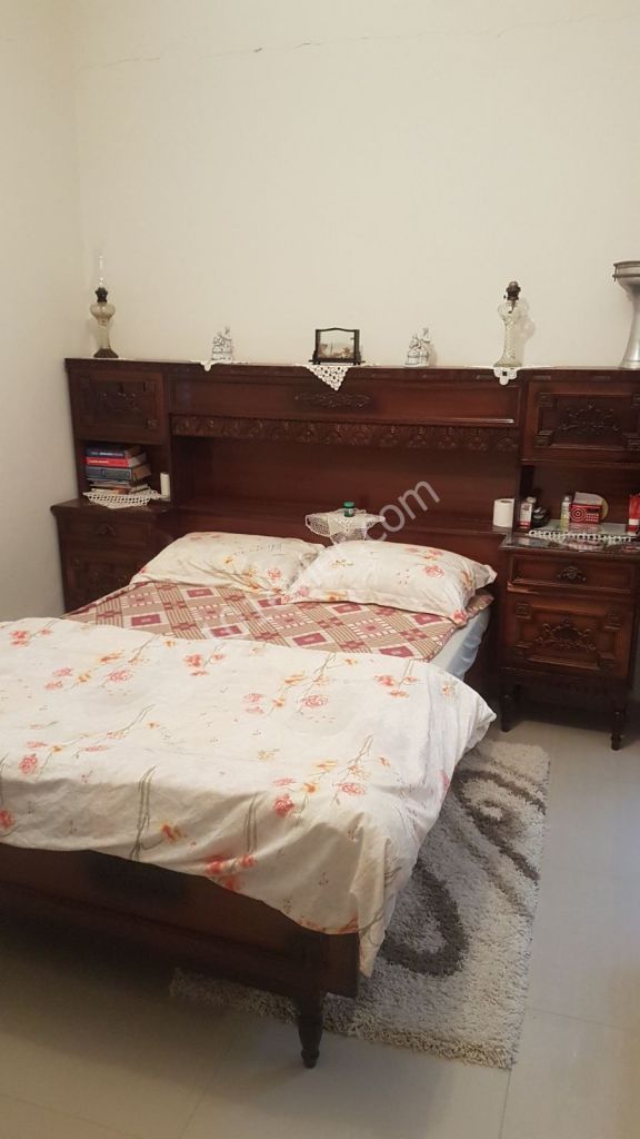 Flat To Rent in Karşıyaka, Kyrenia