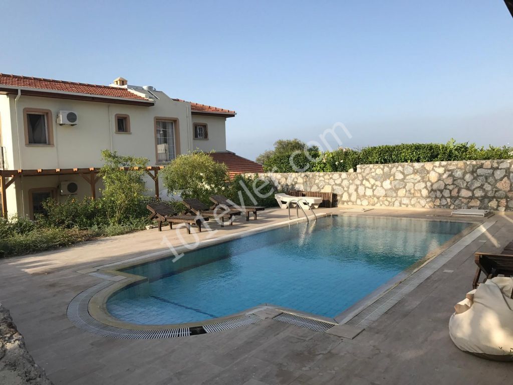 Villa For Sale in Alsancak, Kyrenia