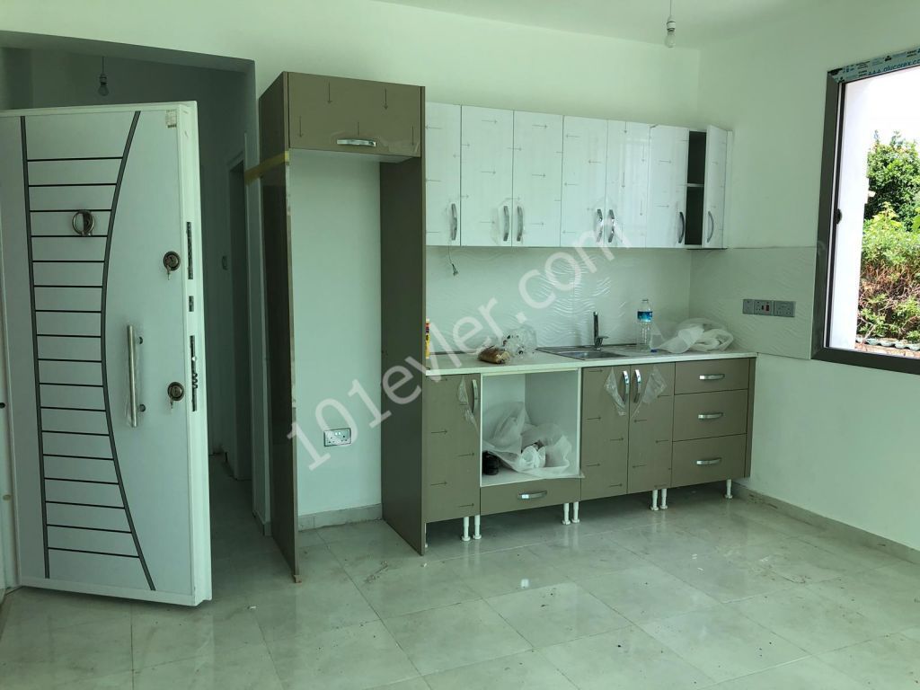 Flat For Sale in Karaoğlanoğlu, Kyrenia